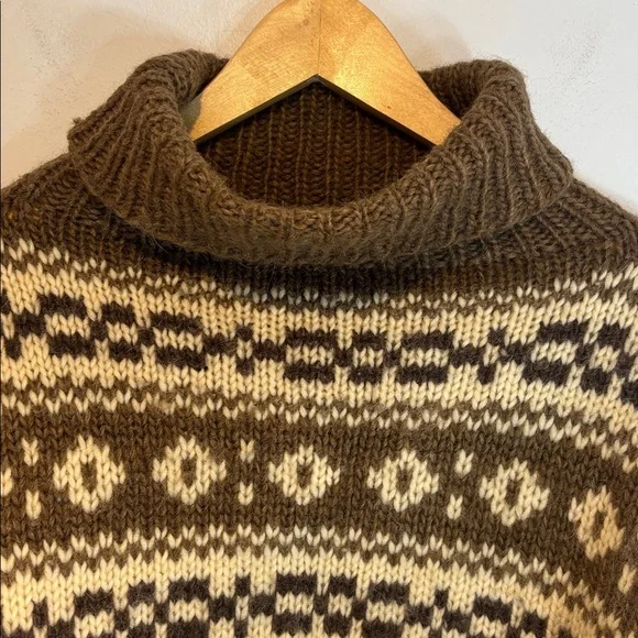 Handmade Brown Patterned wool  Turtleneck Sweater size S/M - Picture 9 of 10
